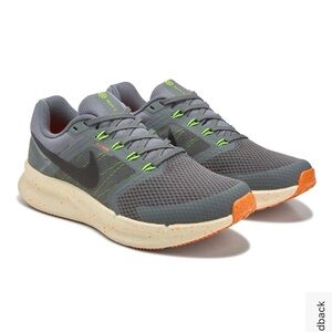 Nike Run Swift 3 Men’s Running Shoes Gray and Black Size US 9.5 EUR 43 (27.5 CM)